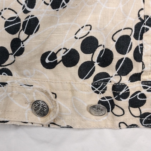 Saint Tropez West women's button down top. - Picture 7 of 10